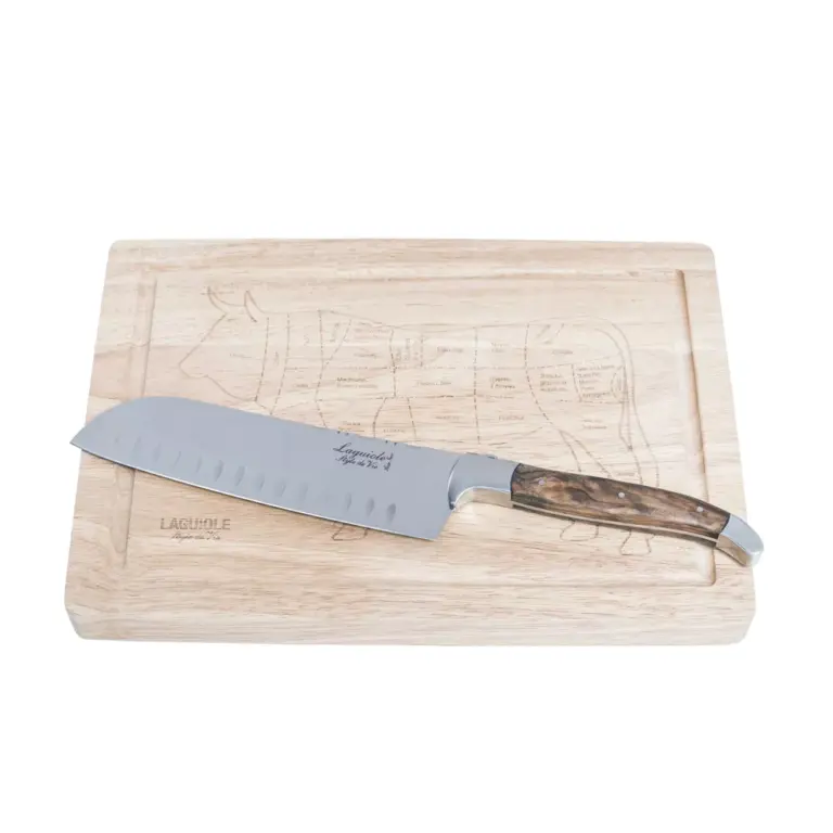 Santokumes olijfhout met houten plank